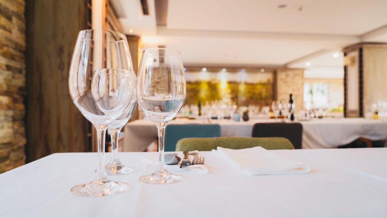 Wine Hotel Cesarica Меджугорье Экстерьер фото