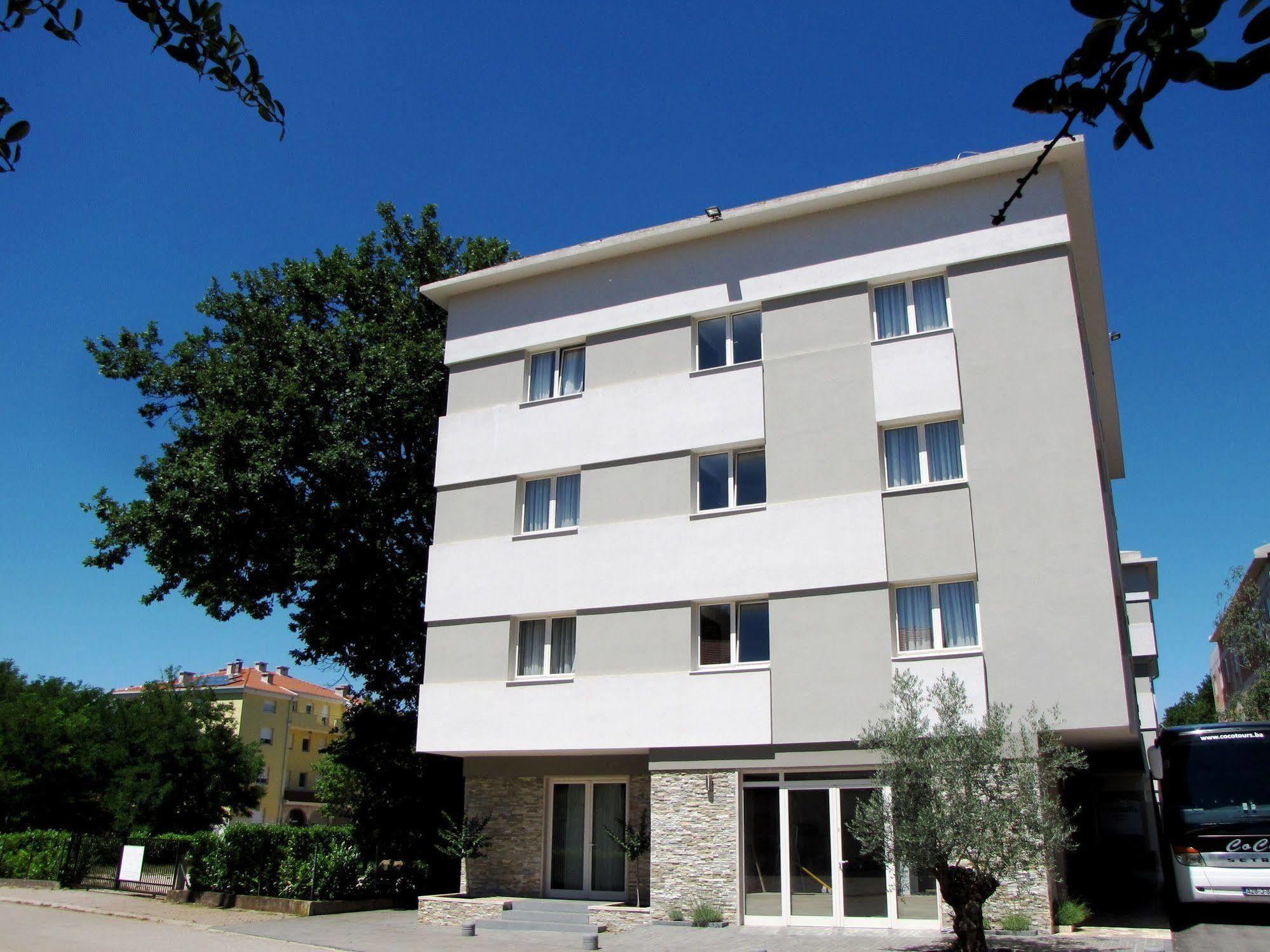 Wine Hotel Cesarica Меджугорье Экстерьер фото